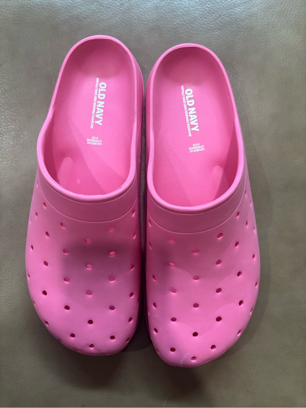 Old Navy Bright Pink Slip-On Clogs for Women